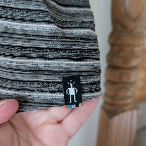 Smartwool Merino Wool Gray Striped Warm Outdoor Ski Lodge Skirt Size Medium - Picture 2 of 6